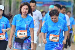 BIB: 9914, 612, 9915
                            <button type="button" onclick="openModal(3484961)" class="btn btn-primary btn-sm float-right btn-popup" data-toggle="modal" data-target=".modal-high-quality">
                        <i class="fas fa-shopping-cart"></i> Add to Cart
                    </button>
                                            <button type="button" onclick="isThisMe(3484961, true)" class="btn btn-success btn-sm float-right btn-popup btn-isme hidden" data-toggle="tooltip" data-placement="bottom" title="นี่คือรูปของคุณใช่ไหม คลิกที่นี่เพื่อเอาเข้าอัลบั้ม">
                        <i class="fas fa-plus"></i> Add to album
                    </button>
                    <button type="button" onclick="isThisMe(3484961, false)" class="btn btn-warning btn-sm float-right btn-popup btn-isnotme hidden">
                        <i class="fas fa-ban"></i> Remove from album
                    </button>
