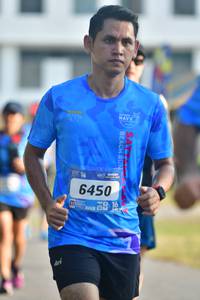 BIB: 6450
                            <button type="button" onclick="openModal(3462300)" class="btn btn-primary btn-sm float-right btn-popup" data-toggle="modal" data-target=".modal-high-quality">
                        <i class="fas fa-shopping-cart"></i> Add to Cart
                    </button>
                                            <button type="button" onclick="isThisMe(3462300, true)" class="btn btn-success btn-sm float-right btn-popup btn-isme hidden" data-toggle="tooltip" data-placement="bottom" title="นี่คือรูปของคุณใช่ไหม คลิกที่นี่เพื่อเอาเข้าอัลบั้ม">
                        <i class="fas fa-plus"></i> Add to album
                    </button>
                    <button type="button" onclick="isThisMe(3462300, false)" class="btn btn-warning btn-sm float-right btn-popup btn-isnotme hidden">
                        <i class="fas fa-ban"></i> Remove from album
                    </button>