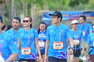 BIB: 8737, 8611
                            <button type="button" onclick="openModal(3484151)" class="btn btn-primary btn-sm float-right btn-popup" data-toggle="modal" data-target=".modal-high-quality">
                        <i class="fas fa-shopping-cart"></i> Add to Cart
                    </button>
                                            <button type="button" onclick="isThisMe(3484151, true)" class="btn btn-success btn-sm float-right btn-popup btn-isme hidden" data-toggle="tooltip" data-placement="bottom" title="นี่คือรูปของคุณใช่ไหม คลิกที่นี่เพื่อเอาเข้าอัลบั้ม">
                        <i class="fas fa-plus"></i> Add to album
                    </button>
                    <button type="button" onclick="isThisMe(3484151, false)" class="btn btn-warning btn-sm float-right btn-popup btn-isnotme hidden">
                        <i class="fas fa-ban"></i> Remove from album
                    </button>