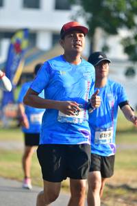 BIB: 6169
                            <button type="button" onclick="openModal(3462084)" class="btn btn-primary btn-sm float-right btn-popup" data-toggle="modal" data-target=".modal-high-quality">
                        <i class="fas fa-shopping-cart"></i> Add to Cart
                    </button>
                                            <button type="button" onclick="isThisMe(3462084, true)" class="btn btn-success btn-sm float-right btn-popup btn-isme hidden" data-toggle="tooltip" data-placement="bottom" title="นี่คือรูปของคุณใช่ไหม คลิกที่นี่เพื่อเอาเข้าอัลบั้ม">
                        <i class="fas fa-plus"></i> Add to album
                    </button>
                    <button type="button" onclick="isThisMe(3462084, false)" class="btn btn-warning btn-sm float-right btn-popup btn-isnotme hidden">
                        <i class="fas fa-ban"></i> Remove from album
                    </button>