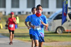 BIB: 7221
                            <button type="button" onclick="openModal(3460980)" class="btn btn-primary btn-sm float-right btn-popup" data-toggle="modal" data-target=".modal-high-quality">
                        <i class="fas fa-shopping-cart"></i> Add to Cart
                    </button>
                                            <button type="button" onclick="isThisMe(3460980, true)" class="btn btn-success btn-sm float-right btn-popup btn-isme hidden" data-toggle="tooltip" data-placement="bottom" title="นี่คือรูปของคุณใช่ไหม คลิกที่นี่เพื่อเอาเข้าอัลบั้ม">
                        <i class="fas fa-plus"></i> Add to album
                    </button>
                    <button type="button" onclick="isThisMe(3460980, false)" class="btn btn-warning btn-sm float-right btn-popup btn-isnotme hidden">
                        <i class="fas fa-ban"></i> Remove from album
                    </button>