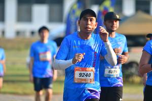 BIB: 9240
                            <button type="button" onclick="openModal(3477356)" class="btn btn-primary btn-sm float-right btn-popup" data-toggle="modal" data-target=".modal-high-quality">
                        <i class="fas fa-shopping-cart"></i> Add to Cart
                    </button>
                                            <button type="button" onclick="isThisMe(3477356, true)" class="btn btn-success btn-sm float-right btn-popup btn-isme hidden" data-toggle="tooltip" data-placement="bottom" title="นี่คือรูปของคุณใช่ไหม คลิกที่นี่เพื่อเอาเข้าอัลบั้ม">
                        <i class="fas fa-plus"></i> Add to album
                    </button>
                    <button type="button" onclick="isThisMe(3477356, false)" class="btn btn-warning btn-sm float-right btn-popup btn-isnotme hidden">
                        <i class="fas fa-ban"></i> Remove from album
                    </button>