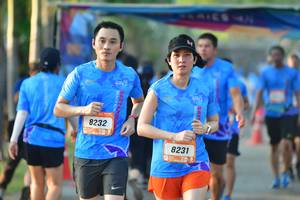 BIB: 8232, 8231
                            <button type="button" onclick="openModal(3478184)" class="btn btn-primary btn-sm float-right btn-popup" data-toggle="modal" data-target=".modal-high-quality">
                        <i class="fas fa-shopping-cart"></i> Add to Cart
                    </button>
                                            <button type="button" onclick="isThisMe(3478184, true)" class="btn btn-success btn-sm float-right btn-popup btn-isme hidden" data-toggle="tooltip" data-placement="bottom" title="นี่คือรูปของคุณใช่ไหม คลิกที่นี่เพื่อเอาเข้าอัลบั้ม">
                        <i class="fas fa-plus"></i> Add to album
                    </button>
                    <button type="button" onclick="isThisMe(3478184, false)" class="btn btn-warning btn-sm float-right btn-popup btn-isnotme hidden">
                        <i class="fas fa-ban"></i> Remove from album
                    </button>
