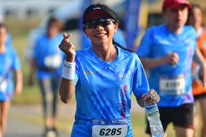 BIB: 6285
                            <button type="button" onclick="openModal(3476017)" class="btn btn-primary btn-sm float-right btn-popup" data-toggle="modal" data-target=".modal-high-quality">
                        <i class="fas fa-shopping-cart"></i> Add to Cart
                    </button>
                                            <button type="button" onclick="isThisMe(3476017, true)" class="btn btn-success btn-sm float-right btn-popup btn-isme hidden" data-toggle="tooltip" data-placement="bottom" title="นี่คือรูปของคุณใช่ไหม คลิกที่นี่เพื่อเอาเข้าอัลบั้ม">
                        <i class="fas fa-plus"></i> Add to album
                    </button>
                    <button type="button" onclick="isThisMe(3476017, false)" class="btn btn-warning btn-sm float-right btn-popup btn-isnotme hidden">
                        <i class="fas fa-ban"></i> Remove from album
                    </button>