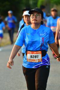 BIB: 9281
                            <button type="button" onclick="openModal(3464651)" class="btn btn-primary btn-sm float-right btn-popup" data-toggle="modal" data-target=".modal-high-quality">
                        <i class="fas fa-shopping-cart"></i> Add to Cart
                    </button>
                                            <button type="button" onclick="isThisMe(3464651, true)" class="btn btn-success btn-sm float-right btn-popup btn-isme hidden" data-toggle="tooltip" data-placement="bottom" title="นี่คือรูปของคุณใช่ไหม คลิกที่นี่เพื่อเอาเข้าอัลบั้ม">
                        <i class="fas fa-plus"></i> Add to album
                    </button>
                    <button type="button" onclick="isThisMe(3464651, false)" class="btn btn-warning btn-sm float-right btn-popup btn-isnotme hidden">
                        <i class="fas fa-ban"></i> Remove from album
                    </button>