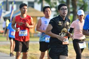 BIB: 6317, 
                            <button type="button" onclick="openModal(3477505)" class="btn btn-primary btn-sm float-right btn-popup" data-toggle="modal" data-target=".modal-high-quality">
                        <i class="fas fa-shopping-cart"></i> Add to Cart
                    </button>
                                            <button type="button" onclick="isThisMe(3477505, true)" class="btn btn-success btn-sm float-right btn-popup btn-isme hidden" data-toggle="tooltip" data-placement="bottom" title="นี่คือรูปของคุณใช่ไหม คลิกที่นี่เพื่อเอาเข้าอัลบั้ม">
                        <i class="fas fa-plus"></i> Add to album
                    </button>
                    <button type="button" onclick="isThisMe(3477505, false)" class="btn btn-warning btn-sm float-right btn-popup btn-isnotme hidden">
                        <i class="fas fa-ban"></i> Remove from album
                    </button>