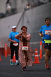 BIB: 9579, 9580
                            <button type="button" onclick="openModal(3378136)" class="btn btn-primary btn-sm float-right btn-popup" data-toggle="modal" data-target=".modal-high-quality">
                        <i class="fas fa-shopping-cart"></i> Add to Cart
                    </button>
                                            <button type="button" onclick="isThisMe(3378136, true)" class="btn btn-success btn-sm float-right btn-popup btn-isme hidden" data-toggle="tooltip" data-placement="bottom" title="นี่คือรูปของคุณใช่ไหม คลิกที่นี่เพื่อเอาเข้าอัลบั้ม">
                        <i class="fas fa-plus"></i> Add to album
                    </button>
                    <button type="button" onclick="isThisMe(3378136, false)" class="btn btn-warning btn-sm float-right btn-popup btn-isnotme hidden">
                        <i class="fas fa-ban"></i> Remove from album
                    </button>