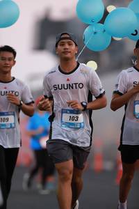 BIB: 109, 103
                            <button type="button" onclick="openModal(3378118)" class="btn btn-primary btn-sm float-right btn-popup" data-toggle="modal" data-target=".modal-high-quality">
                        <i class="fas fa-shopping-cart"></i> Add to Cart
                    </button>
                                            <button type="button" onclick="isThisMe(3378118, true)" class="btn btn-success btn-sm float-right btn-popup btn-isme hidden" data-toggle="tooltip" data-placement="bottom" title="นี่คือรูปของคุณใช่ไหม คลิกที่นี่เพื่อเอาเข้าอัลบั้ม">
                        <i class="fas fa-plus"></i> Add to album
                    </button>
                    <button type="button" onclick="isThisMe(3378118, false)" class="btn btn-warning btn-sm float-right btn-popup btn-isnotme hidden">
                        <i class="fas fa-ban"></i> Remove from album
                    </button>