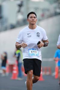 BIB: 42195, 6773
                            <button type="button" onclick="openModal(3375351)" class="btn btn-primary btn-sm float-right btn-popup" data-toggle="modal" data-target=".modal-high-quality">
                        <i class="fas fa-shopping-cart"></i> Add to Cart
                    </button>
                                            <button type="button" onclick="isThisMe(3375351, true)" class="btn btn-success btn-sm float-right btn-popup btn-isme hidden" data-toggle="tooltip" data-placement="bottom" title="นี่คือรูปของคุณใช่ไหม คลิกที่นี่เพื่อเอาเข้าอัลบั้ม">
                        <i class="fas fa-plus"></i> Add to album
                    </button>
                    <button type="button" onclick="isThisMe(3375351, false)" class="btn btn-warning btn-sm float-right btn-popup btn-isnotme hidden">
                        <i class="fas fa-ban"></i> Remove from album
                    </button>