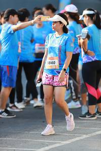 BIB: 9840
                            <button type="button" onclick="openModal(3374531)" class="btn btn-primary btn-sm float-right btn-popup" data-toggle="modal" data-target=".modal-high-quality">
                        <i class="fas fa-shopping-cart"></i> Add to Cart
                    </button>
                                            <button type="button" onclick="isThisMe(3374531, true)" class="btn btn-success btn-sm float-right btn-popup btn-isme hidden" data-toggle="tooltip" data-placement="bottom" title="นี่คือรูปของคุณใช่ไหม คลิกที่นี่เพื่อเอาเข้าอัลบั้ม">
                        <i class="fas fa-plus"></i> Add to album
                    </button>
                    <button type="button" onclick="isThisMe(3374531, false)" class="btn btn-warning btn-sm float-right btn-popup btn-isnotme hidden">
                        <i class="fas fa-ban"></i> Remove from album
                    </button>