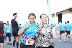 BIB: 8193
                            <button type="button" onclick="openModal(3305452)" class="btn btn-primary btn-sm float-right btn-popup" data-toggle="modal" data-target=".modal-high-quality">
                        <i class="fas fa-shopping-cart"></i> Add to Cart
                    </button>
                                            <button type="button" onclick="isThisMe(3305452, true)" class="btn btn-success btn-sm float-right btn-popup btn-isme hidden" data-toggle="tooltip" data-placement="bottom" title="นี่คือรูปของคุณใช่ไหม คลิกที่นี่เพื่อเอาเข้าอัลบั้ม">
                        <i class="fas fa-plus"></i> Add to album
                    </button>
                    <button type="button" onclick="isThisMe(3305452, false)" class="btn btn-warning btn-sm float-right btn-popup btn-isnotme hidden">
                        <i class="fas fa-ban"></i> Remove from album
                    </button>