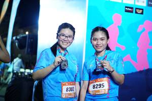 BIB: 8302, 8295
                            <button type="button" onclick="openModal(3315950)" class="btn btn-primary btn-sm float-right btn-popup" data-toggle="modal" data-target=".modal-high-quality">
                        <i class="fas fa-shopping-cart"></i> Add to Cart
                    </button>
                                            <button type="button" onclick="isThisMe(3315950, true)" class="btn btn-success btn-sm float-right btn-popup btn-isme hidden" data-toggle="tooltip" data-placement="bottom" title="นี่คือรูปของคุณใช่ไหม คลิกที่นี่เพื่อเอาเข้าอัลบั้ม">
                        <i class="fas fa-plus"></i> Add to album
                    </button>
                    <button type="button" onclick="isThisMe(3315950, false)" class="btn btn-warning btn-sm float-right btn-popup btn-isnotme hidden">
                        <i class="fas fa-ban"></i> Remove from album
                    </button>