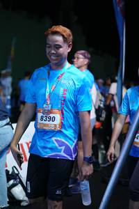 BIB: 8390
                            <button type="button" onclick="openModal(3316201)" class="btn btn-primary btn-sm float-right btn-popup" data-toggle="modal" data-target=".modal-high-quality">
                        <i class="fas fa-shopping-cart"></i> Add to Cart
                    </button>
                                            <button type="button" onclick="isThisMe(3316201, true)" class="btn btn-success btn-sm float-right btn-popup btn-isme hidden" data-toggle="tooltip" data-placement="bottom" title="นี่คือรูปของคุณใช่ไหม คลิกที่นี่เพื่อเอาเข้าอัลบั้ม">
                        <i class="fas fa-plus"></i> Add to album
                    </button>
                    <button type="button" onclick="isThisMe(3316201, false)" class="btn btn-warning btn-sm float-right btn-popup btn-isnotme hidden">
                        <i class="fas fa-ban"></i> Remove from album
                    </button>