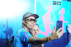 BIB: 9552
                            <button type="button" onclick="openModal(3316206)" class="btn btn-primary btn-sm float-right btn-popup" data-toggle="modal" data-target=".modal-high-quality">
                        <i class="fas fa-shopping-cart"></i> Add to Cart
                    </button>
                                            <button type="button" onclick="isThisMe(3316206, true)" class="btn btn-success btn-sm float-right btn-popup btn-isme hidden" data-toggle="tooltip" data-placement="bottom" title="นี่คือรูปของคุณใช่ไหม คลิกที่นี่เพื่อเอาเข้าอัลบั้ม">
                        <i class="fas fa-plus"></i> Add to album
                    </button>
                    <button type="button" onclick="isThisMe(3316206, false)" class="btn btn-warning btn-sm float-right btn-popup btn-isnotme hidden">
                        <i class="fas fa-ban"></i> Remove from album
                    </button>