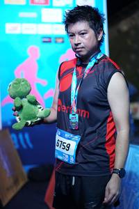 BIB: 6759
                            <button type="button" onclick="openModal(3316128)" class="btn btn-primary btn-sm float-right btn-popup" data-toggle="modal" data-target=".modal-high-quality">
                        <i class="fas fa-shopping-cart"></i> Add to Cart
                    </button>
                                            <button type="button" onclick="isThisMe(3316128, true)" class="btn btn-success btn-sm float-right btn-popup btn-isme hidden" data-toggle="tooltip" data-placement="bottom" title="นี่คือรูปของคุณใช่ไหม คลิกที่นี่เพื่อเอาเข้าอัลบั้ม">
                        <i class="fas fa-plus"></i> Add to album
                    </button>
                    <button type="button" onclick="isThisMe(3316128, false)" class="btn btn-warning btn-sm float-right btn-popup btn-isnotme hidden">
                        <i class="fas fa-ban"></i> Remove from album
                    </button>