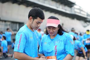 BIB: 8716, 8717
                            <button type="button" onclick="openModal(3305981)" class="btn btn-primary btn-sm float-right btn-popup" data-toggle="modal" data-target=".modal-high-quality">
                        <i class="fas fa-shopping-cart"></i> Add to Cart
                    </button>
                                            <button type="button" onclick="isThisMe(3305981, true)" class="btn btn-success btn-sm float-right btn-popup btn-isme hidden" data-toggle="tooltip" data-placement="bottom" title="นี่คือรูปของคุณใช่ไหม คลิกที่นี่เพื่อเอาเข้าอัลบั้ม">
                        <i class="fas fa-plus"></i> Add to album
                    </button>
                    <button type="button" onclick="isThisMe(3305981, false)" class="btn btn-warning btn-sm float-right btn-popup btn-isnotme hidden">
                        <i class="fas fa-ban"></i> Remove from album
                    </button>