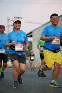 BIB: 9292, 9290, 6524
                            <button type="button" onclick="openModal(3313273)" class="btn btn-primary btn-sm float-right btn-popup" data-toggle="modal" data-target=".modal-high-quality">
                        <i class="fas fa-shopping-cart"></i> Add to Cart
                    </button>
                                            <button type="button" onclick="isThisMe(3313273, true)" class="btn btn-success btn-sm float-right btn-popup btn-isme hidden" data-toggle="tooltip" data-placement="bottom" title="นี่คือรูปของคุณใช่ไหม คลิกที่นี่เพื่อเอาเข้าอัลบั้ม">
                        <i class="fas fa-plus"></i> Add to album
                    </button>
                    <button type="button" onclick="isThisMe(3313273, false)" class="btn btn-warning btn-sm float-right btn-popup btn-isnotme hidden">
                        <i class="fas fa-ban"></i> Remove from album
                    </button>