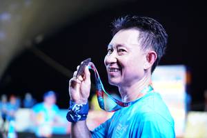 BIB: 6005
                            <button type="button" onclick="openModal(3316053)" class="btn btn-primary btn-sm float-right btn-popup" data-toggle="modal" data-target=".modal-high-quality">
                        <i class="fas fa-shopping-cart"></i> Add to Cart
                    </button>
                                            <button type="button" onclick="isThisMe(3316053, true)" class="btn btn-success btn-sm float-right btn-popup btn-isme hidden" data-toggle="tooltip" data-placement="bottom" title="นี่คือรูปของคุณใช่ไหม คลิกที่นี่เพื่อเอาเข้าอัลบั้ม">
                        <i class="fas fa-plus"></i> Add to album
                    </button>
                    <button type="button" onclick="isThisMe(3316053, false)" class="btn btn-warning btn-sm float-right btn-popup btn-isnotme hidden">
                        <i class="fas fa-ban"></i> Remove from album
                    </button>