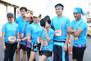 BIB: 9250, 987, 9393, 8975, 249
                            <button type="button" onclick="openModal(3306033)" class="btn btn-primary btn-sm float-right btn-popup" data-toggle="modal" data-target=".modal-high-quality">
                        <i class="fas fa-shopping-cart"></i> Add to Cart
                    </button>
                                            <button type="button" onclick="isThisMe(3306033, true)" class="btn btn-success btn-sm float-right btn-popup btn-isme hidden" data-toggle="tooltip" data-placement="bottom" title="นี่คือรูปของคุณใช่ไหม คลิกที่นี่เพื่อเอาเข้าอัลบั้ม">
                        <i class="fas fa-plus"></i> Add to album
                    </button>
                    <button type="button" onclick="isThisMe(3306033, false)" class="btn btn-warning btn-sm float-right btn-popup btn-isnotme hidden">
                        <i class="fas fa-ban"></i> Remove from album
                    </button>