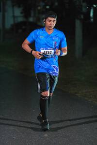 BIB: 653
                            <button type="button" onclick="openModal(3481976)" class="btn btn-primary btn-sm float-right btn-popup" data-toggle="modal" data-target=".modal-high-quality">
                        <i class="fas fa-shopping-cart"></i> Add to Cart
                    </button>
                                            <button type="button" onclick="isThisMe(3481976, true)" class="btn btn-success btn-sm float-right btn-popup btn-isme hidden" data-toggle="tooltip" data-placement="bottom" title="นี่คือรูปของคุณใช่ไหม คลิกที่นี่เพื่อเอาเข้าอัลบั้ม">
                        <i class="fas fa-plus"></i> Add to album
                    </button>
                    <button type="button" onclick="isThisMe(3481976, false)" class="btn btn-warning btn-sm float-right btn-popup btn-isnotme hidden">
                        <i class="fas fa-ban"></i> Remove from album
                    </button>