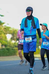 BIB: 6185, 6906
                            <button type="button" onclick="openModal(3475972)" class="btn btn-primary btn-sm float-right btn-popup" data-toggle="modal" data-target=".modal-high-quality">
                        <i class="fas fa-shopping-cart"></i> Add to Cart
                    </button>
                                            <button type="button" onclick="isThisMe(3475972, true)" class="btn btn-success btn-sm float-right btn-popup btn-isme hidden" data-toggle="tooltip" data-placement="bottom" title="นี่คือรูปของคุณใช่ไหม คลิกที่นี่เพื่อเอาเข้าอัลบั้ม">
                        <i class="fas fa-plus"></i> Add to album
                    </button>
                    <button type="button" onclick="isThisMe(3475972, false)" class="btn btn-warning btn-sm float-right btn-popup btn-isnotme hidden">
                        <i class="fas fa-ban"></i> Remove from album
                    </button>