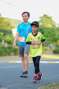 BIB: 8517, 229
                            <button type="button" onclick="openModal(3481156)" class="btn btn-primary btn-sm float-right btn-popup" data-toggle="modal" data-target=".modal-high-quality">
                        <i class="fas fa-shopping-cart"></i> Add to Cart
                    </button>
                                            <button type="button" onclick="isThisMe(3481156, true)" class="btn btn-success btn-sm float-right btn-popup btn-isme hidden" data-toggle="tooltip" data-placement="bottom" title="นี่คือรูปของคุณใช่ไหม คลิกที่นี่เพื่อเอาเข้าอัลบั้ม">
                        <i class="fas fa-plus"></i> Add to album
                    </button>
                    <button type="button" onclick="isThisMe(3481156, false)" class="btn btn-warning btn-sm float-right btn-popup btn-isnotme hidden">
                        <i class="fas fa-ban"></i> Remove from album
                    </button>