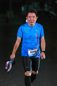 BIB: 6306
                            <button type="button" onclick="openModal(3486052)" class="btn btn-primary btn-sm float-right btn-popup" data-toggle="modal" data-target=".modal-high-quality">
                        <i class="fas fa-shopping-cart"></i> Add to Cart
                    </button>
                                            <button type="button" onclick="isThisMe(3486052, true)" class="btn btn-success btn-sm float-right btn-popup btn-isme hidden" data-toggle="tooltip" data-placement="bottom" title="นี่คือรูปของคุณใช่ไหม คลิกที่นี่เพื่อเอาเข้าอัลบั้ม">
                        <i class="fas fa-plus"></i> Add to album
                    </button>
                    <button type="button" onclick="isThisMe(3486052, false)" class="btn btn-warning btn-sm float-right btn-popup btn-isnotme hidden">
                        <i class="fas fa-ban"></i> Remove from album
                    </button>