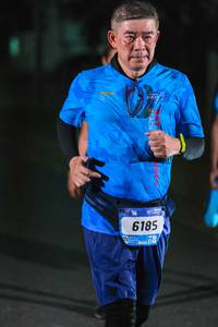 BIB: 6185
                            <button type="button" onclick="openModal(3484784)" class="btn btn-primary btn-sm float-right btn-popup" data-toggle="modal" data-target=".modal-high-quality">
                        <i class="fas fa-shopping-cart"></i> Add to Cart
                    </button>
                                            <button type="button" onclick="isThisMe(3484784, true)" class="btn btn-success btn-sm float-right btn-popup btn-isme hidden" data-toggle="tooltip" data-placement="bottom" title="นี่คือรูปของคุณใช่ไหม คลิกที่นี่เพื่อเอาเข้าอัลบั้ม">
                        <i class="fas fa-plus"></i> Add to album
                    </button>
                    <button type="button" onclick="isThisMe(3484784, false)" class="btn btn-warning btn-sm float-right btn-popup btn-isnotme hidden">
                        <i class="fas fa-ban"></i> Remove from album
                    </button>