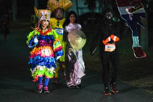 BIB: 6793, 9225, 
                            <button type="button" onclick="openModal(3482117)" class="btn btn-primary btn-sm float-right btn-popup" data-toggle="modal" data-target=".modal-high-quality">
                        <i class="fas fa-shopping-cart"></i> Add to Cart
                    </button>
                                            <button type="button" onclick="isThisMe(3482117, true)" class="btn btn-success btn-sm float-right btn-popup btn-isme hidden" data-toggle="tooltip" data-placement="bottom" title="นี่คือรูปของคุณใช่ไหม คลิกที่นี่เพื่อเอาเข้าอัลบั้ม">
                        <i class="fas fa-plus"></i> Add to album
                    </button>
                    <button type="button" onclick="isThisMe(3482117, false)" class="btn btn-warning btn-sm float-right btn-popup btn-isnotme hidden">
                        <i class="fas fa-ban"></i> Remove from album
                    </button>