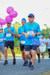 BIB: 6850, 6642, 6331
                            <button type="button" onclick="openModal(3474606)" class="btn btn-primary btn-sm float-right btn-popup" data-toggle="modal" data-target=".modal-high-quality">
                        <i class="fas fa-shopping-cart"></i> Add to Cart
                    </button>
                                            <button type="button" onclick="isThisMe(3474606, true)" class="btn btn-success btn-sm float-right btn-popup btn-isme hidden" data-toggle="tooltip" data-placement="bottom" title="นี่คือรูปของคุณใช่ไหม คลิกที่นี่เพื่อเอาเข้าอัลบั้ม">
                        <i class="fas fa-plus"></i> Add to album
                    </button>
                    <button type="button" onclick="isThisMe(3474606, false)" class="btn btn-warning btn-sm float-right btn-popup btn-isnotme hidden">
                        <i class="fas fa-ban"></i> Remove from album
                    </button>