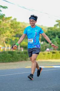 BIB: 300
                            <button type="button" onclick="openModal(3480837)" class="btn btn-primary btn-sm float-right btn-popup" data-toggle="modal" data-target=".modal-high-quality">
                        <i class="fas fa-shopping-cart"></i> Add to Cart
                    </button>
                                            <button type="button" onclick="isThisMe(3480837, true)" class="btn btn-success btn-sm float-right btn-popup btn-isme hidden" data-toggle="tooltip" data-placement="bottom" title="นี่คือรูปของคุณใช่ไหม คลิกที่นี่เพื่อเอาเข้าอัลบั้ม">
                        <i class="fas fa-plus"></i> Add to album
                    </button>
                    <button type="button" onclick="isThisMe(3480837, false)" class="btn btn-warning btn-sm float-right btn-popup btn-isnotme hidden">
                        <i class="fas fa-ban"></i> Remove from album
                    </button>