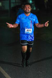 BIB: 6333
                            <button type="button" onclick="openModal(3483139)" class="btn btn-primary btn-sm float-right btn-popup" data-toggle="modal" data-target=".modal-high-quality">
                        <i class="fas fa-shopping-cart"></i> Add to Cart
                    </button>
                                            <button type="button" onclick="isThisMe(3483139, true)" class="btn btn-success btn-sm float-right btn-popup btn-isme hidden" data-toggle="tooltip" data-placement="bottom" title="นี่คือรูปของคุณใช่ไหม คลิกที่นี่เพื่อเอาเข้าอัลบั้ม">
                        <i class="fas fa-plus"></i> Add to album
                    </button>
                    <button type="button" onclick="isThisMe(3483139, false)" class="btn btn-warning btn-sm float-right btn-popup btn-isnotme hidden">
                        <i class="fas fa-ban"></i> Remove from album
                    </button>