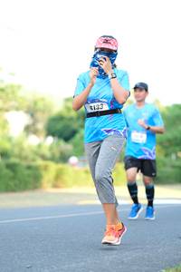 BIB: 133
                            <button type="button" onclick="openModal(3177217)" class="btn btn-primary btn-sm float-right btn-popup" data-toggle="modal" data-target=".modal-high-quality">
                        <i class="fas fa-shopping-cart"></i> Add to Cart
                    </button>
                                            <button type="button" onclick="isThisMe(3177217, true)" class="btn btn-success btn-sm float-right btn-popup btn-isme hidden" data-toggle="tooltip" data-placement="bottom" title="นี่คือรูปของคุณใช่ไหม คลิกที่นี่เพื่อเอาเข้าอัลบั้ม">
                        <i class="fas fa-plus"></i> Add to album
                    </button>
                    <button type="button" onclick="isThisMe(3177217, false)" class="btn btn-warning btn-sm float-right btn-popup btn-isnotme hidden">
                        <i class="fas fa-ban"></i> Remove from album
                    </button>