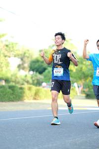 BIB: 6212
                            <button type="button" onclick="openModal(3170065)" class="btn btn-primary btn-sm float-right btn-popup" data-toggle="modal" data-target=".modal-high-quality">
                        <i class="fas fa-shopping-cart"></i> Add to Cart
                    </button>
                                            <button type="button" onclick="isThisMe(3170065, true)" class="btn btn-success btn-sm float-right btn-popup btn-isme hidden" data-toggle="tooltip" data-placement="bottom" title="นี่คือรูปของคุณใช่ไหม คลิกที่นี่เพื่อเอาเข้าอัลบั้ม">
                        <i class="fas fa-plus"></i> Add to album
                    </button>
                    <button type="button" onclick="isThisMe(3170065, false)" class="btn btn-warning btn-sm float-right btn-popup btn-isnotme hidden">
                        <i class="fas fa-ban"></i> Remove from album
                    </button>