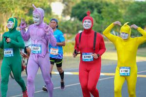 BIB: 6807, 6808, 6790, 6796
                            <button type="button" onclick="openModal(3480612)" class="btn btn-primary btn-sm float-right btn-popup" data-toggle="modal" data-target=".modal-high-quality">
                        <i class="fas fa-shopping-cart"></i> Add to Cart
                    </button>
                                            <button type="button" onclick="isThisMe(3480612, true)" class="btn btn-success btn-sm float-right btn-popup btn-isme hidden" data-toggle="tooltip" data-placement="bottom" title="นี่คือรูปของคุณใช่ไหม คลิกที่นี่เพื่อเอาเข้าอัลบั้ม">
                        <i class="fas fa-plus"></i> Add to album
                    </button>
                    <button type="button" onclick="isThisMe(3480612, false)" class="btn btn-warning btn-sm float-right btn-popup btn-isnotme hidden">
                        <i class="fas fa-ban"></i> Remove from album
                    </button>