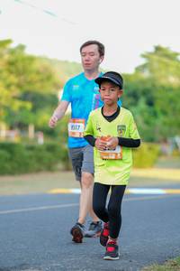 BIB: 517
                            <button type="button" onclick="openModal(3481174)" class="btn btn-primary btn-sm float-right btn-popup" data-toggle="modal" data-target=".modal-high-quality">
                        <i class="fas fa-shopping-cart"></i> Add to Cart
                    </button>
                                            <button type="button" onclick="isThisMe(3481174, true)" class="btn btn-success btn-sm float-right btn-popup btn-isme hidden" data-toggle="tooltip" data-placement="bottom" title="นี่คือรูปของคุณใช่ไหม คลิกที่นี่เพื่อเอาเข้าอัลบั้ม">
                        <i class="fas fa-plus"></i> Add to album
                    </button>
                    <button type="button" onclick="isThisMe(3481174, false)" class="btn btn-warning btn-sm float-right btn-popup btn-isnotme hidden">
                        <i class="fas fa-ban"></i> Remove from album
                    </button>