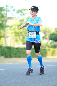 BIB: 7239
                            <button type="button" onclick="openModal(3173939)" class="btn btn-primary btn-sm float-right btn-popup" data-toggle="modal" data-target=".modal-high-quality">
                        <i class="fas fa-shopping-cart"></i> Add to Cart
                    </button>
                                            <button type="button" onclick="isThisMe(3173939, true)" class="btn btn-success btn-sm float-right btn-popup btn-isme hidden" data-toggle="tooltip" data-placement="bottom" title="นี่คือรูปของคุณใช่ไหม คลิกที่นี่เพื่อเอาเข้าอัลบั้ม">
                        <i class="fas fa-plus"></i> Add to album
                    </button>
                    <button type="button" onclick="isThisMe(3173939, false)" class="btn btn-warning btn-sm float-right btn-popup btn-isnotme hidden">
                        <i class="fas fa-ban"></i> Remove from album
                    </button>