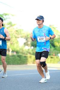 BIB: 6201
                            <button type="button" onclick="openModal(3172484)" class="btn btn-primary btn-sm float-right btn-popup" data-toggle="modal" data-target=".modal-high-quality">
                        <i class="fas fa-shopping-cart"></i> Add to Cart
                    </button>
                                            <button type="button" onclick="isThisMe(3172484, true)" class="btn btn-success btn-sm float-right btn-popup btn-isme hidden" data-toggle="tooltip" data-placement="bottom" title="นี่คือรูปของคุณใช่ไหม คลิกที่นี่เพื่อเอาเข้าอัลบั้ม">
                        <i class="fas fa-plus"></i> Add to album
                    </button>
                    <button type="button" onclick="isThisMe(3172484, false)" class="btn btn-warning btn-sm float-right btn-popup btn-isnotme hidden">
                        <i class="fas fa-ban"></i> Remove from album
                    </button>