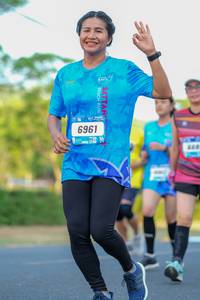 BIB: 6961
                            <button type="button" onclick="openModal(3476756)" class="btn btn-primary btn-sm float-right btn-popup" data-toggle="modal" data-target=".modal-high-quality">
                        <i class="fas fa-shopping-cart"></i> Add to Cart
                    </button>
                                            <button type="button" onclick="isThisMe(3476756, true)" class="btn btn-success btn-sm float-right btn-popup btn-isme hidden" data-toggle="tooltip" data-placement="bottom" title="นี่คือรูปของคุณใช่ไหม คลิกที่นี่เพื่อเอาเข้าอัลบั้ม">
                        <i class="fas fa-plus"></i> Add to album
                    </button>
                    <button type="button" onclick="isThisMe(3476756, false)" class="btn btn-warning btn-sm float-right btn-popup btn-isnotme hidden">
                        <i class="fas fa-ban"></i> Remove from album
                    </button>