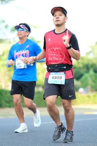 BIB: 6809
                            <button type="button" onclick="openModal(3176324)" class="btn btn-primary btn-sm float-right btn-popup" data-toggle="modal" data-target=".modal-high-quality">
                        <i class="fas fa-shopping-cart"></i> Add to Cart
                    </button>
                                            <button type="button" onclick="isThisMe(3176324, true)" class="btn btn-success btn-sm float-right btn-popup btn-isme hidden" data-toggle="tooltip" data-placement="bottom" title="นี่คือรูปของคุณใช่ไหม คลิกที่นี่เพื่อเอาเข้าอัลบั้ม">
                        <i class="fas fa-plus"></i> Add to album
                    </button>
                    <button type="button" onclick="isThisMe(3176324, false)" class="btn btn-warning btn-sm float-right btn-popup btn-isnotme hidden">
                        <i class="fas fa-ban"></i> Remove from album
                    </button>