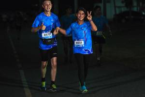 BIB: 6573, 6572
                            <button type="button" onclick="openModal(3484038)" class="btn btn-primary btn-sm float-right btn-popup" data-toggle="modal" data-target=".modal-high-quality">
                        <i class="fas fa-shopping-cart"></i> Add to Cart
                    </button>
                                            <button type="button" onclick="isThisMe(3484038, true)" class="btn btn-success btn-sm float-right btn-popup btn-isme hidden" data-toggle="tooltip" data-placement="bottom" title="นี่คือรูปของคุณใช่ไหม คลิกที่นี่เพื่อเอาเข้าอัลบั้ม">
                        <i class="fas fa-plus"></i> Add to album
                    </button>
                    <button type="button" onclick="isThisMe(3484038, false)" class="btn btn-warning btn-sm float-right btn-popup btn-isnotme hidden">
                        <i class="fas fa-ban"></i> Remove from album
                    </button>