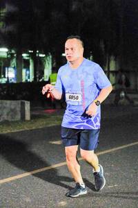 BIB: 6850
                            <button type="button" onclick="openModal(3454764)" class="btn btn-primary btn-sm float-right btn-popup" data-toggle="modal" data-target=".modal-high-quality">
                        <i class="fas fa-shopping-cart"></i> Add to Cart
                    </button>
                                            <button type="button" onclick="isThisMe(3454764, true)" class="btn btn-success btn-sm float-right btn-popup btn-isme hidden" data-toggle="tooltip" data-placement="bottom" title="นี่คือรูปของคุณใช่ไหม คลิกที่นี่เพื่อเอาเข้าอัลบั้ม">
                        <i class="fas fa-plus"></i> Add to album
                    </button>
                    <button type="button" onclick="isThisMe(3454764, false)" class="btn btn-warning btn-sm float-right btn-popup btn-isnotme hidden">
                        <i class="fas fa-ban"></i> Remove from album
                    </button>