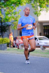 BIB: 986
                            <button type="button" onclick="openModal(3413593)" class="btn btn-primary btn-sm float-right btn-popup" data-toggle="modal" data-target=".modal-high-quality">
                        <i class="fas fa-shopping-cart"></i> Add to Cart
                    </button>
                                            <button type="button" onclick="isThisMe(3413593, true)" class="btn btn-success btn-sm float-right btn-popup btn-isme hidden" data-toggle="tooltip" data-placement="bottom" title="นี่คือรูปของคุณใช่ไหม คลิกที่นี่เพื่อเอาเข้าอัลบั้ม">
                        <i class="fas fa-plus"></i> Add to album
                    </button>
                    <button type="button" onclick="isThisMe(3413593, false)" class="btn btn-warning btn-sm float-right btn-popup btn-isnotme hidden">
                        <i class="fas fa-ban"></i> Remove from album
                    </button>