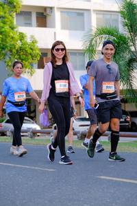 BIB: 9100, 9213, 9907
                            <button type="button" onclick="openModal(3417451)" class="btn btn-primary btn-sm float-right btn-popup" data-toggle="modal" data-target=".modal-high-quality">
                        <i class="fas fa-shopping-cart"></i> Add to Cart
                    </button>
                                            <button type="button" onclick="isThisMe(3417451, true)" class="btn btn-success btn-sm float-right btn-popup btn-isme hidden" data-toggle="tooltip" data-placement="bottom" title="นี่คือรูปของคุณใช่ไหม คลิกที่นี่เพื่อเอาเข้าอัลบั้ม">
                        <i class="fas fa-plus"></i> Add to album
                    </button>
                    <button type="button" onclick="isThisMe(3417451, false)" class="btn btn-warning btn-sm float-right btn-popup btn-isnotme hidden">
                        <i class="fas fa-ban"></i> Remove from album
                    </button>