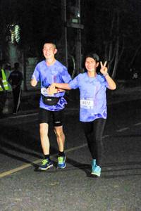 BIB: 6572
                            <button type="button" onclick="openModal(3455643)" class="btn btn-primary btn-sm float-right btn-popup" data-toggle="modal" data-target=".modal-high-quality">
                        <i class="fas fa-shopping-cart"></i> Add to Cart
                    </button>
                                            <button type="button" onclick="isThisMe(3455643, true)" class="btn btn-success btn-sm float-right btn-popup btn-isme hidden" data-toggle="tooltip" data-placement="bottom" title="นี่คือรูปของคุณใช่ไหม คลิกที่นี่เพื่อเอาเข้าอัลบั้ม">
                        <i class="fas fa-plus"></i> Add to album
                    </button>
                    <button type="button" onclick="isThisMe(3455643, false)" class="btn btn-warning btn-sm float-right btn-popup btn-isnotme hidden">
                        <i class="fas fa-ban"></i> Remove from album
                    </button>