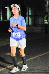 BIB: 7258
                            <button type="button" onclick="openModal(3455493)" class="btn btn-primary btn-sm float-right btn-popup" data-toggle="modal" data-target=".modal-high-quality">
                        <i class="fas fa-shopping-cart"></i> Add to Cart
                    </button>
                                            <button type="button" onclick="isThisMe(3455493, true)" class="btn btn-success btn-sm float-right btn-popup btn-isme hidden" data-toggle="tooltip" data-placement="bottom" title="นี่คือรูปของคุณใช่ไหม คลิกที่นี่เพื่อเอาเข้าอัลบั้ม">
                        <i class="fas fa-plus"></i> Add to album
                    </button>
                    <button type="button" onclick="isThisMe(3455493, false)" class="btn btn-warning btn-sm float-right btn-popup btn-isnotme hidden">
                        <i class="fas fa-ban"></i> Remove from album
                    </button>