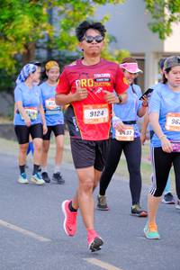 BIB: 9124
                            <button type="button" onclick="openModal(3417983)" class="btn btn-primary btn-sm float-right btn-popup" data-toggle="modal" data-target=".modal-high-quality">
                        <i class="fas fa-shopping-cart"></i> Add to Cart
                    </button>
                                            <button type="button" onclick="isThisMe(3417983, true)" class="btn btn-success btn-sm float-right btn-popup btn-isme hidden" data-toggle="tooltip" data-placement="bottom" title="นี่คือรูปของคุณใช่ไหม คลิกที่นี่เพื่อเอาเข้าอัลบั้ม">
                        <i class="fas fa-plus"></i> Add to album
                    </button>
                    <button type="button" onclick="isThisMe(3417983, false)" class="btn btn-warning btn-sm float-right btn-popup btn-isnotme hidden">
                        <i class="fas fa-ban"></i> Remove from album
                    </button>