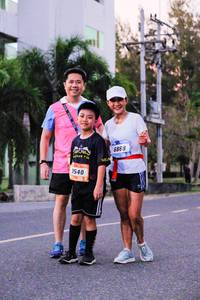 BIB: 6888, 540
                            <button type="button" onclick="openModal(3428547)" class="btn btn-primary btn-sm float-right btn-popup" data-toggle="modal" data-target=".modal-high-quality">
                        <i class="fas fa-shopping-cart"></i> Add to Cart
                    </button>
                                            <button type="button" onclick="isThisMe(3428547, true)" class="btn btn-success btn-sm float-right btn-popup btn-isme hidden" data-toggle="tooltip" data-placement="bottom" title="นี่คือรูปของคุณใช่ไหม คลิกที่นี่เพื่อเอาเข้าอัลบั้ม">
                        <i class="fas fa-plus"></i> Add to album
                    </button>
                    <button type="button" onclick="isThisMe(3428547, false)" class="btn btn-warning btn-sm float-right btn-popup btn-isnotme hidden">
                        <i class="fas fa-ban"></i> Remove from album
                    </button>