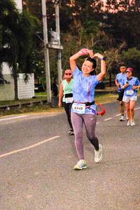 BIB: 6048
                            <button type="button" onclick="openModal(3453596)" class="btn btn-primary btn-sm float-right btn-popup" data-toggle="modal" data-target=".modal-high-quality">
                        <i class="fas fa-shopping-cart"></i> Add to Cart
                    </button>
                                            <button type="button" onclick="isThisMe(3453596, true)" class="btn btn-success btn-sm float-right btn-popup btn-isme hidden" data-toggle="tooltip" data-placement="bottom" title="นี่คือรูปของคุณใช่ไหม คลิกที่นี่เพื่อเอาเข้าอัลบั้ม">
                        <i class="fas fa-plus"></i> Add to album
                    </button>
                    <button type="button" onclick="isThisMe(3453596, false)" class="btn btn-warning btn-sm float-right btn-popup btn-isnotme hidden">
                        <i class="fas fa-ban"></i> Remove from album
                    </button>