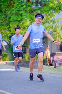 BIB: 6300
                            <button type="button" onclick="openModal(3413849)" class="btn btn-primary btn-sm float-right btn-popup" data-toggle="modal" data-target=".modal-high-quality">
                        <i class="fas fa-shopping-cart"></i> Add to Cart
                    </button>
                                            <button type="button" onclick="isThisMe(3413849, true)" class="btn btn-success btn-sm float-right btn-popup btn-isme hidden" data-toggle="tooltip" data-placement="bottom" title="นี่คือรูปของคุณใช่ไหม คลิกที่นี่เพื่อเอาเข้าอัลบั้ม">
                        <i class="fas fa-plus"></i> Add to album
                    </button>
                    <button type="button" onclick="isThisMe(3413849, false)" class="btn btn-warning btn-sm float-right btn-popup btn-isnotme hidden">
                        <i class="fas fa-ban"></i> Remove from album
                    </button>